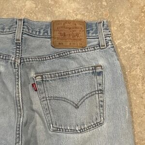 Vintage Levis 501 Jean Men 30x34 Blue Denim Light Wash Distressed Button Fly Y2k